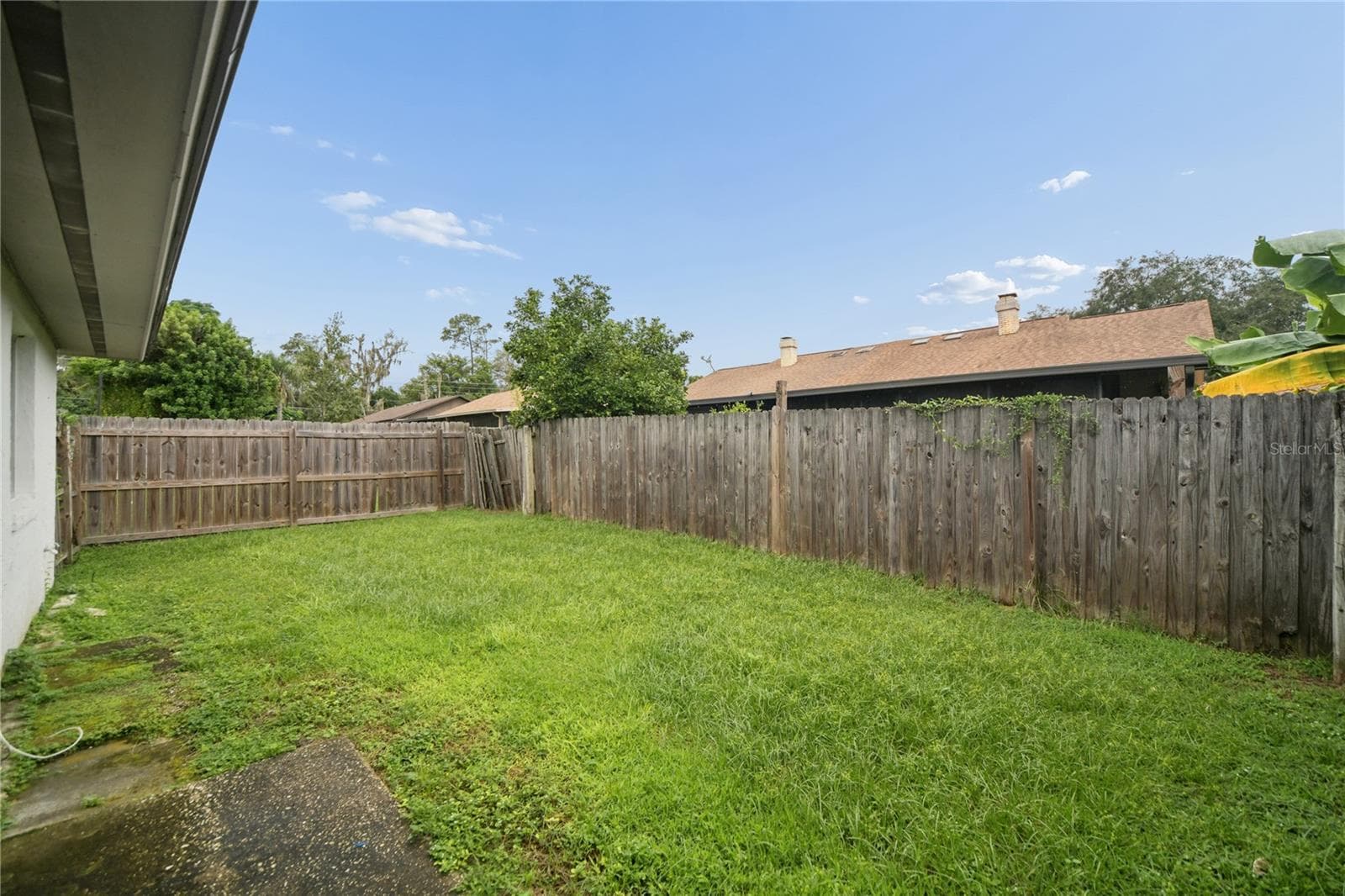 Half Duplex at 624 S WILDFLOWER CT, LONGWOOD, photo 23 of 29