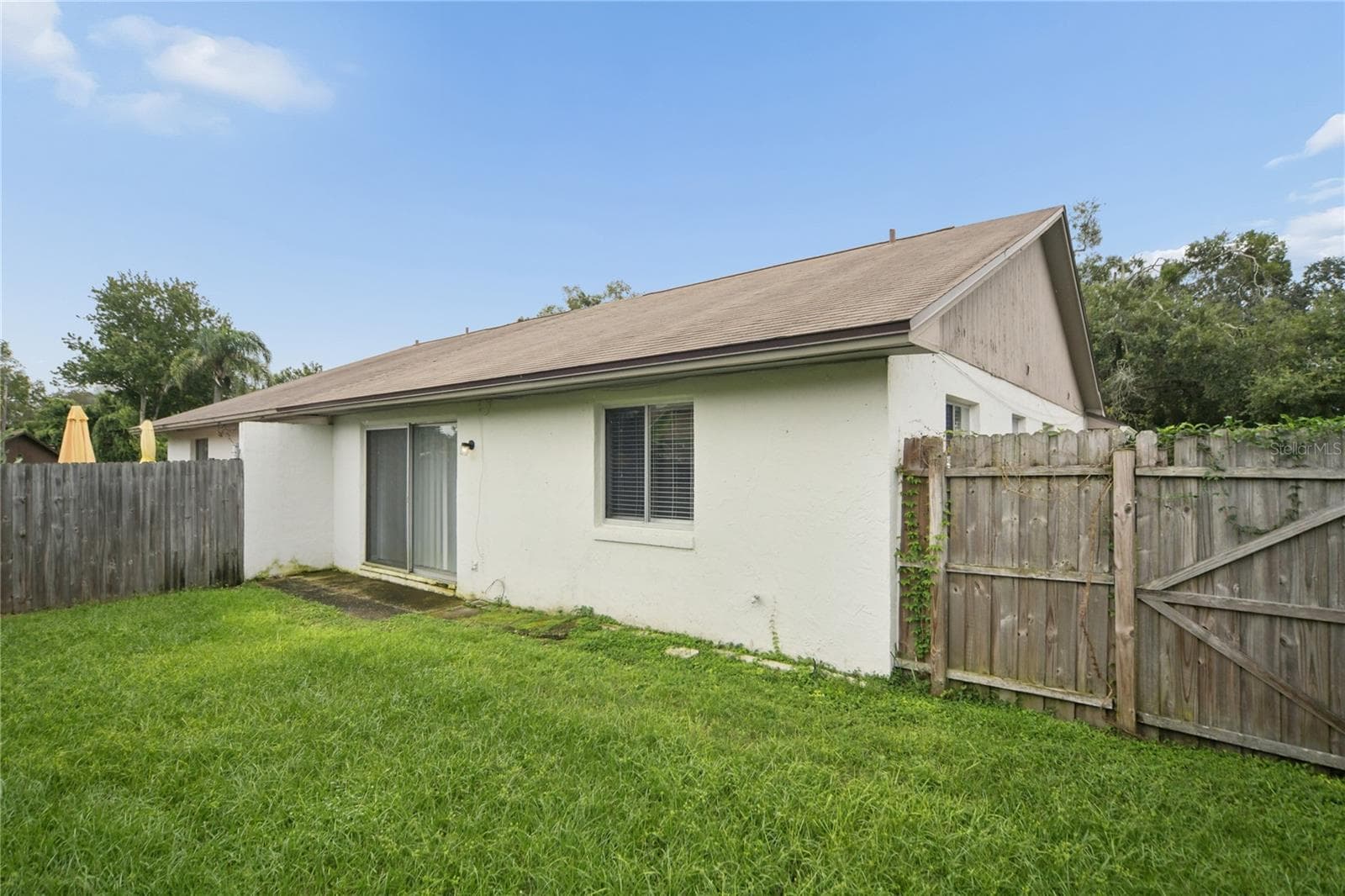Half Duplex at 624 S WILDFLOWER CT, LONGWOOD, photo 24 of 29