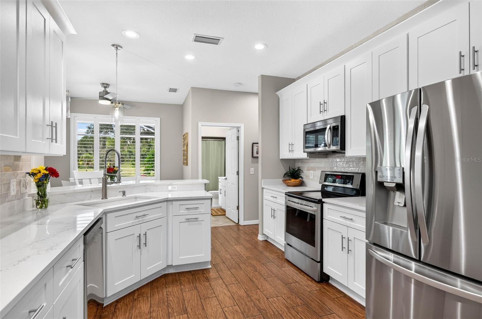 Single Family Residence at 3825 SALIDA DELSOL DR, RUSKIN, photo 7 of 56
