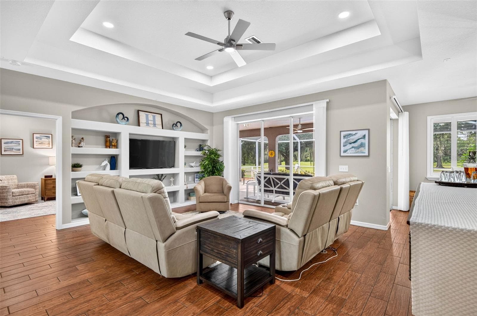 Single Family Residence at 3825 SALIDA DELSOL DR, RUSKIN, photo 14 of 56