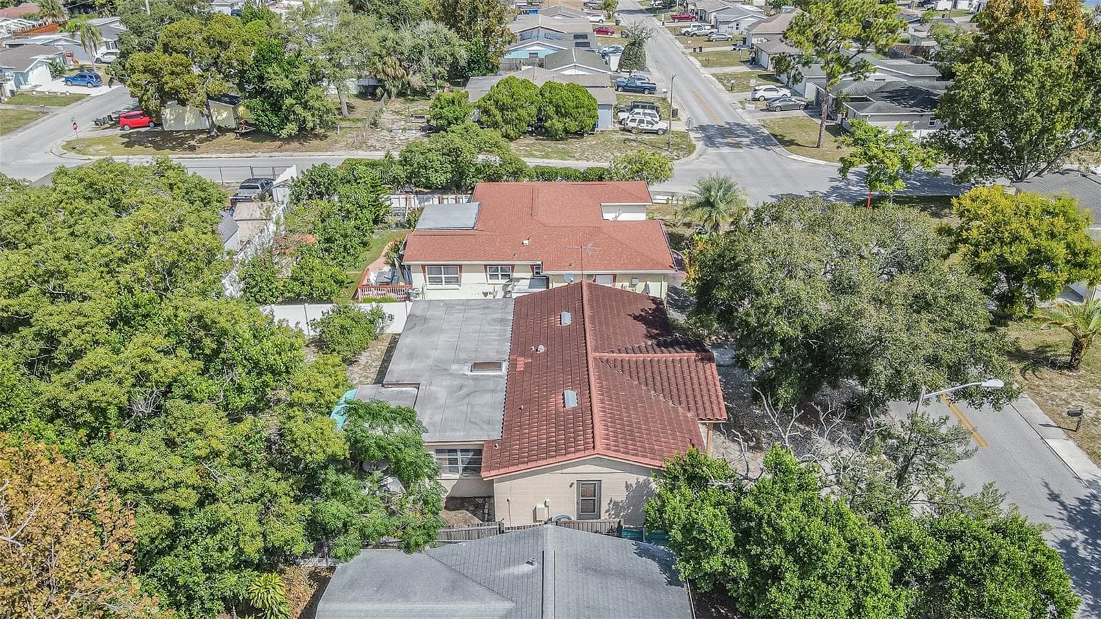 Single Family Residence at 9609 RICHWOOD LN, PORT RICHEY, photo 6 of 31