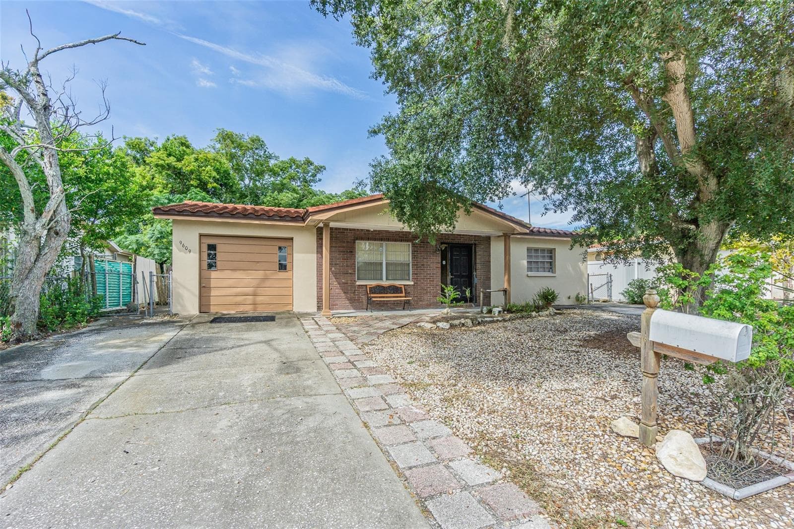 9609 RICHWOOD LN