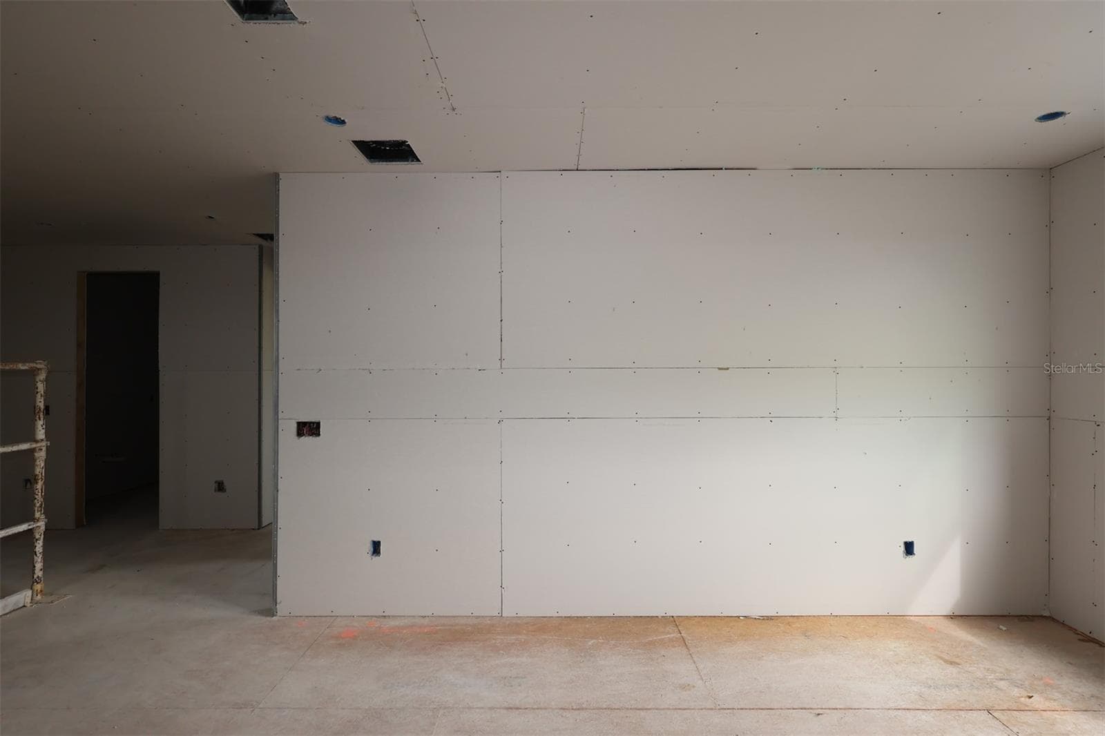 Single Family Residence at 17425 WATER HEMLOCK RD, WINTER GARDEN, photo 12 of 28