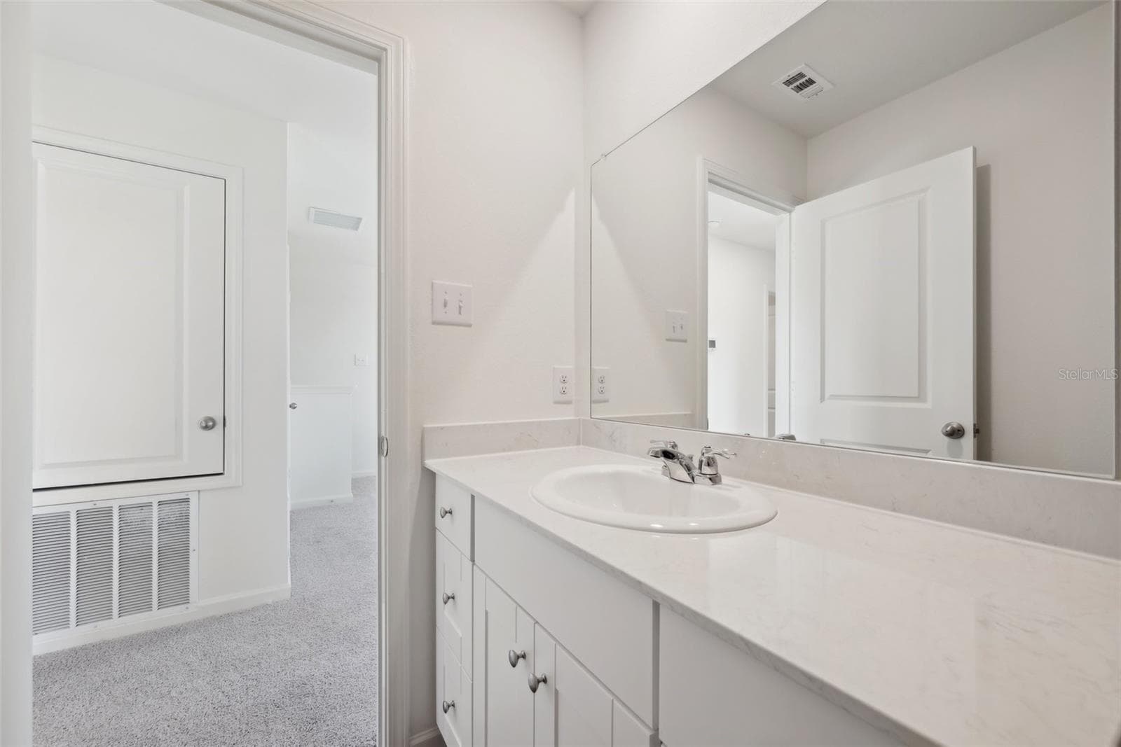 Single Family Residence at 10526 CURVING CREEK, PARRISH, photo 5 of 62