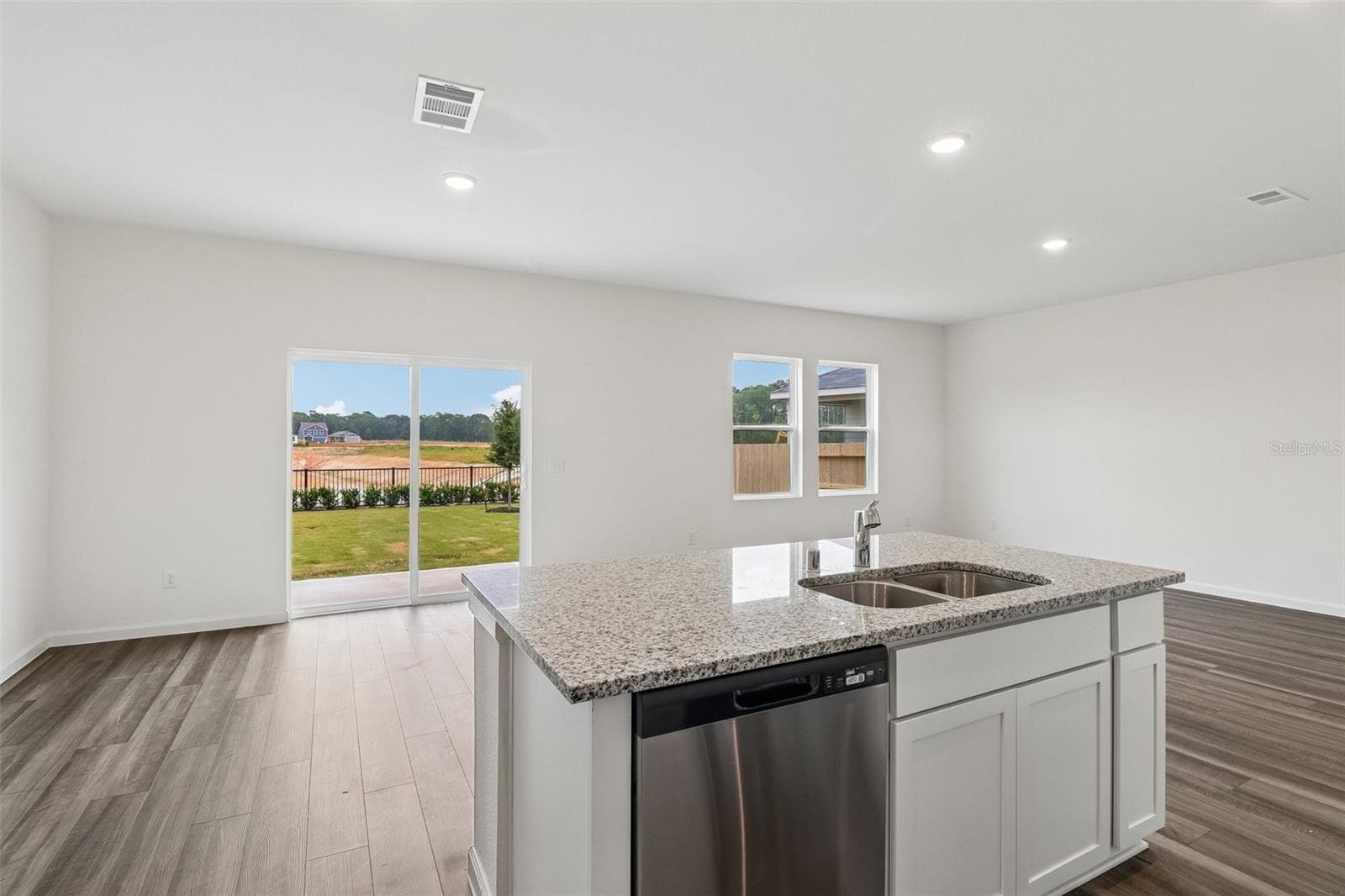 Single Family Residence at 10526 CURVING CREEK, PARRISH, photo 32 of 62