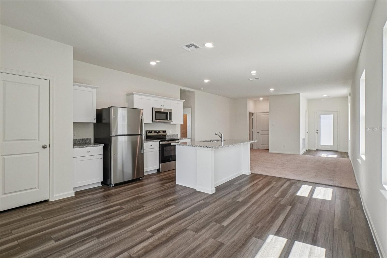 Single Family Residence at 10543 CURVING CREEK, PARRISH, photo 10 of 38