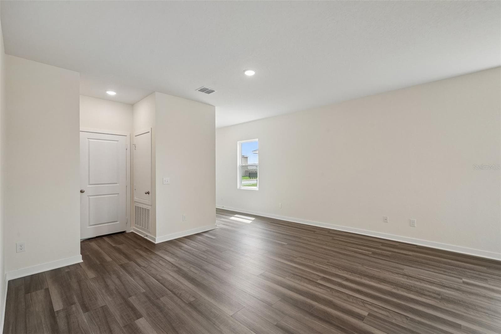 Single Family Residence at 10543 CURVING CREEK, PARRISH, photo 15 of 38