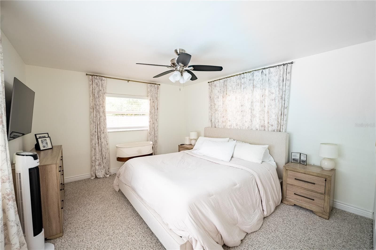 Single Family Residence at 686 SOUTHWEST BLVD N, ST PETERSBURG, photo 9 of 24