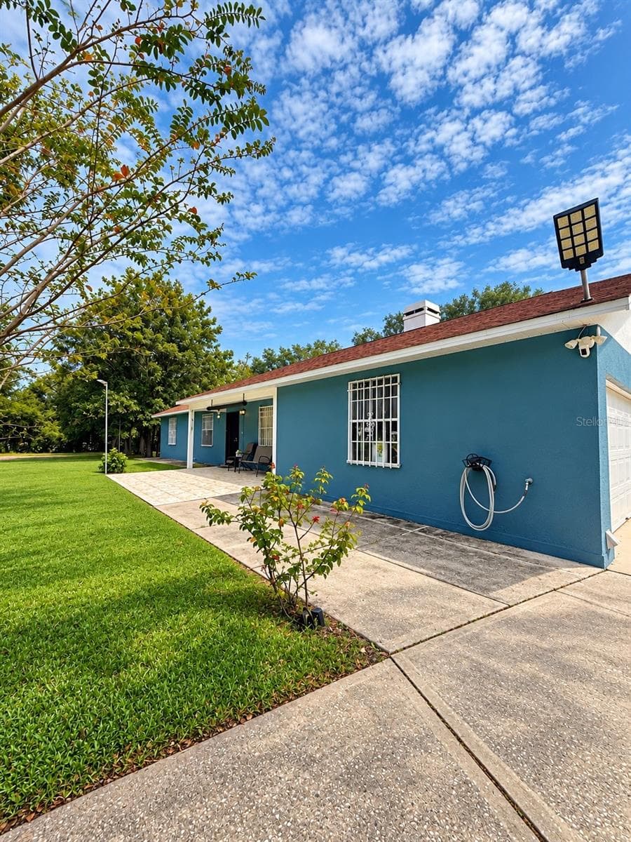 Single Family Residence at 3368 BLOSSOM ST, KISSIMMEE, photo 3 of 40