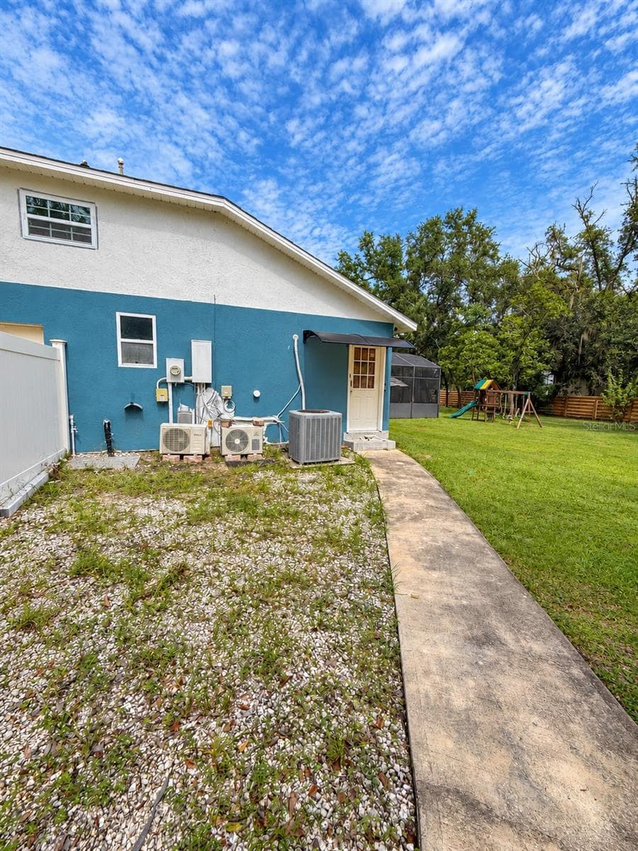 Single Family Residence at 3368 BLOSSOM ST, KISSIMMEE, photo 25 of 40