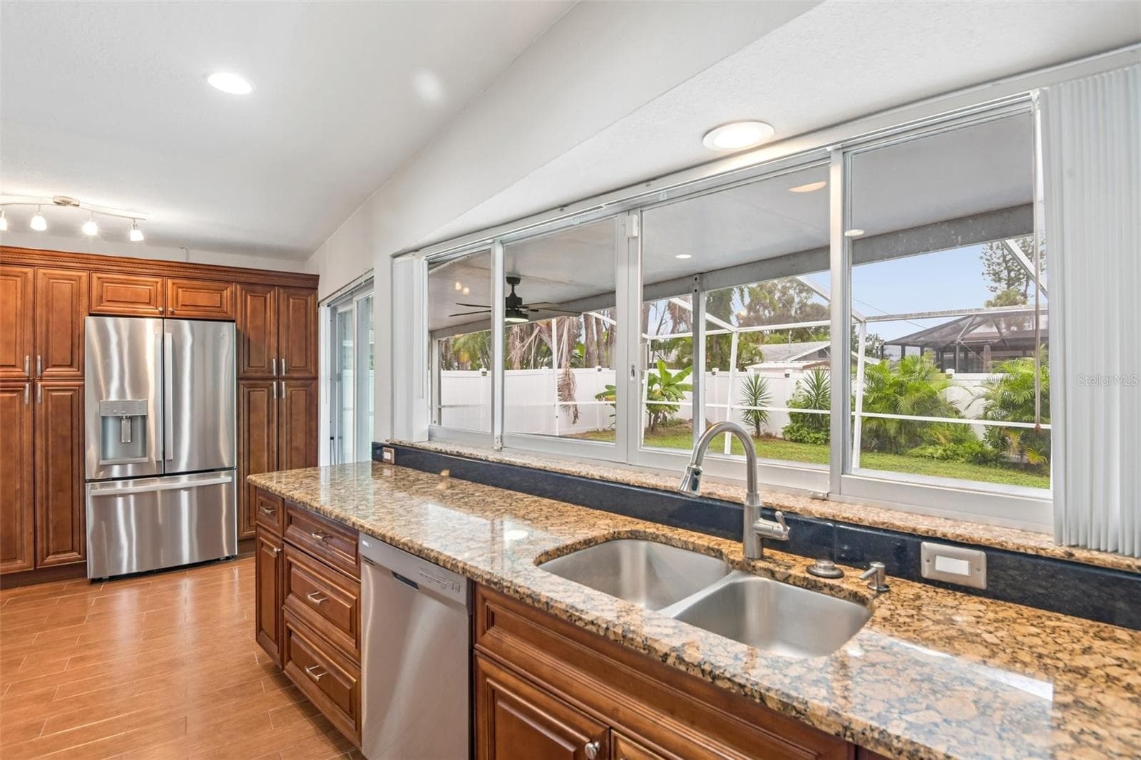 Single Family Residence at 4301 50TH TER S, ST PETERSBURG, photo 15 of 38