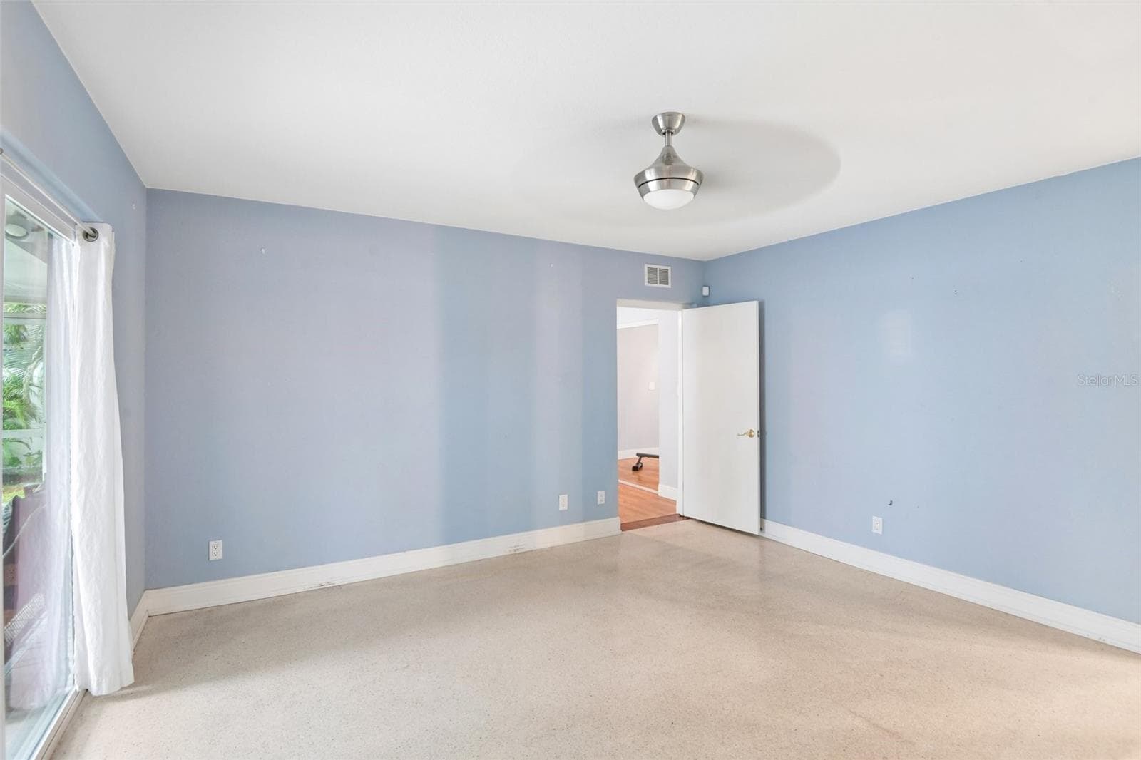 Single Family Residence at 4301 50TH TER S, ST PETERSBURG, photo 20 of 38