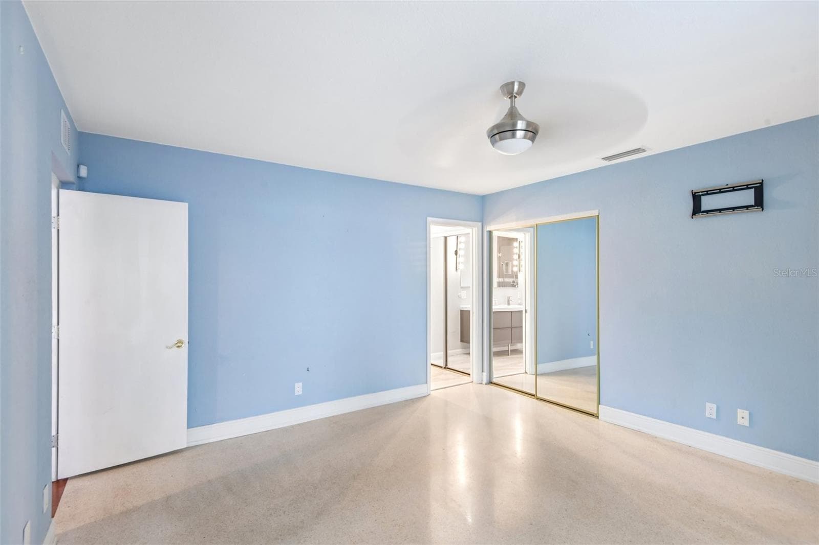 Single Family Residence at 4301 50TH TER S, ST PETERSBURG, photo 21 of 38