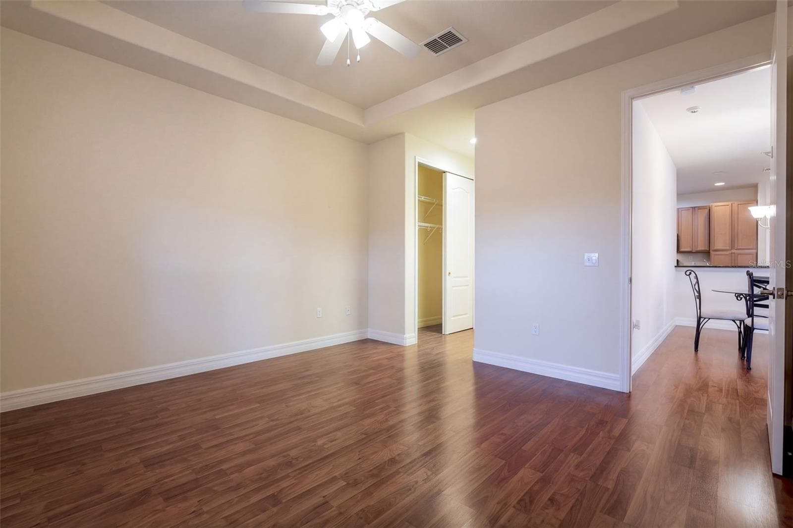 Wood floors - 10419 BELFRY CIR, ORLANDO