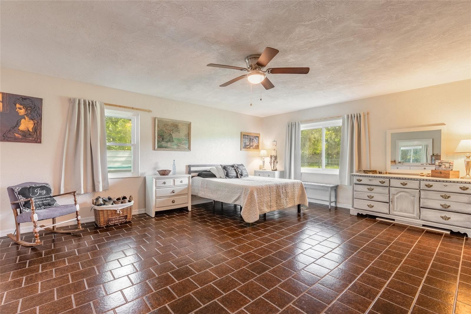 Primary bedroom - 1390 E OHIO AVE, LAKE HELEN
