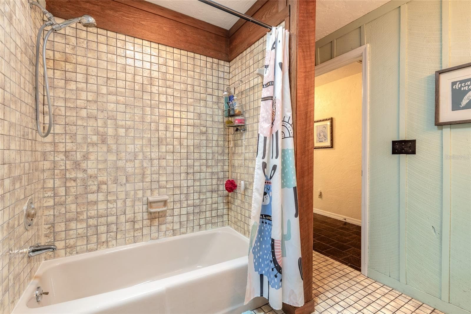 Guest bathroom - 1390 E OHIO AVE, LAKE HELEN