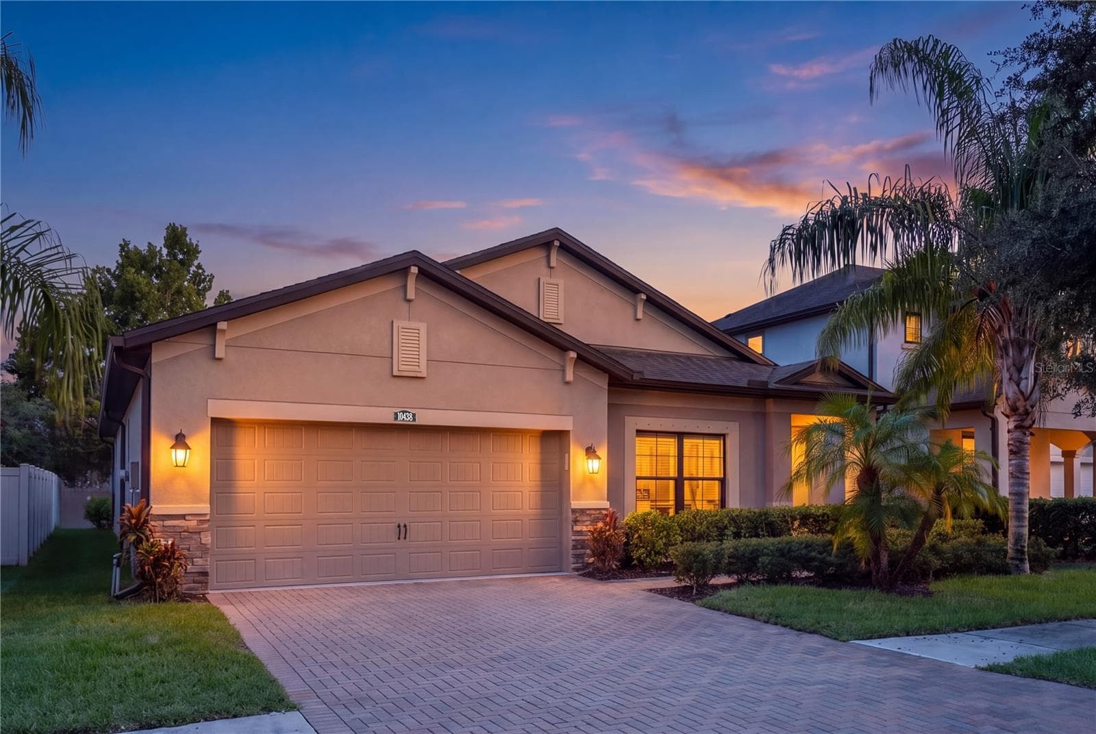Single Family Residence at 10438 ARBOR GROVES PL, RIVERVIEW, photo 3 of 60