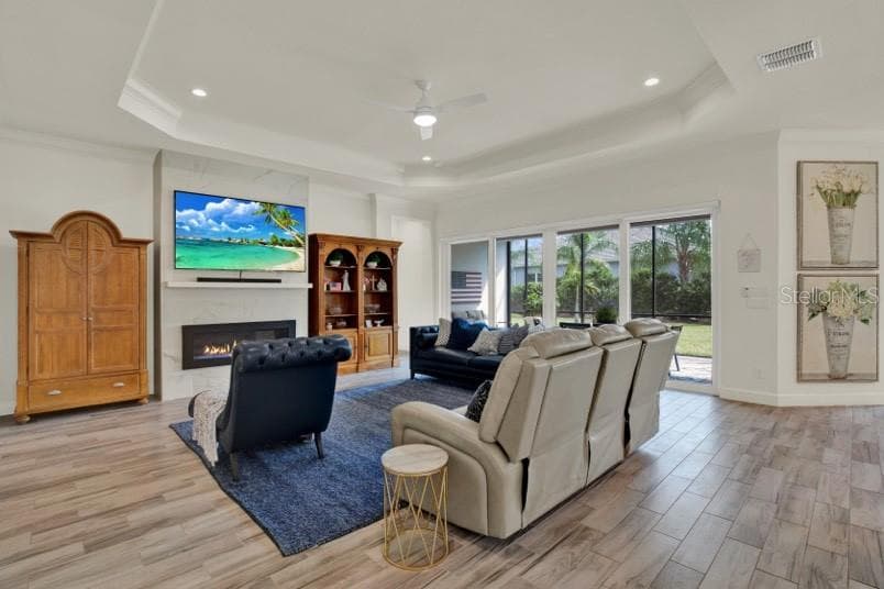 Single Family Residence at 4923 PAMPLONA CT, WIMAUMA, photo 2 of 53