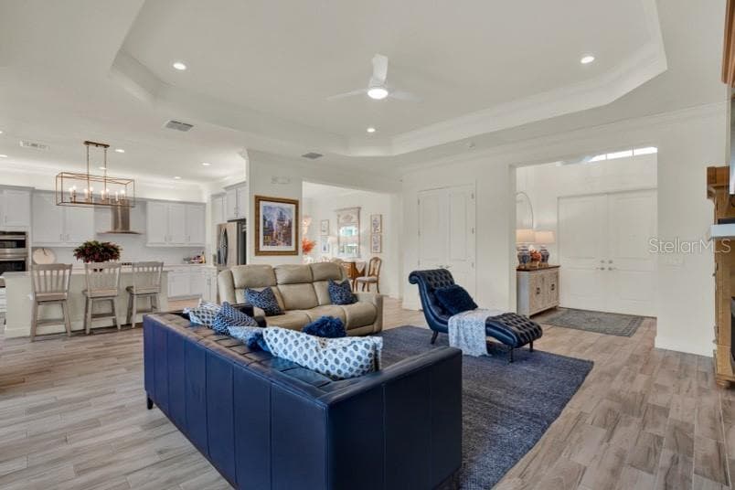 Single Family Residence at 4923 PAMPLONA CT, WIMAUMA, photo 5 of 53