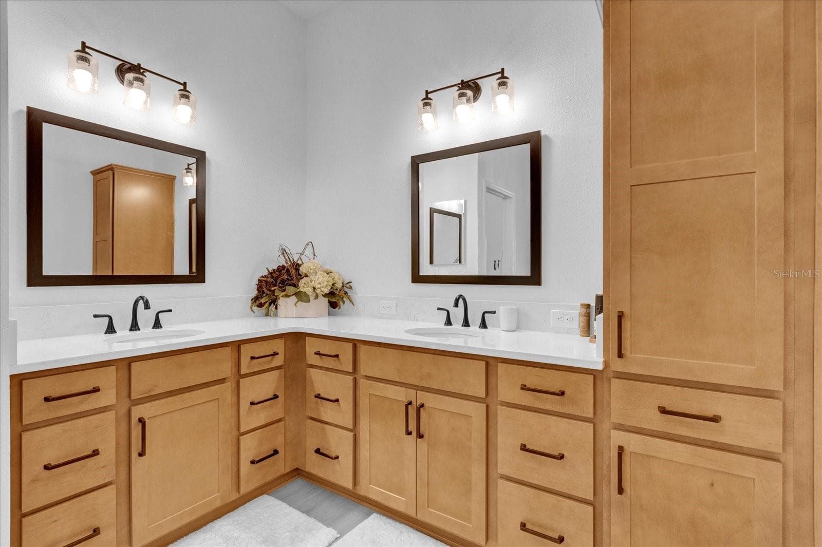 Single Family Residence at 1393 KENNETH ST, THE VILLAGES, photo 24 of 37