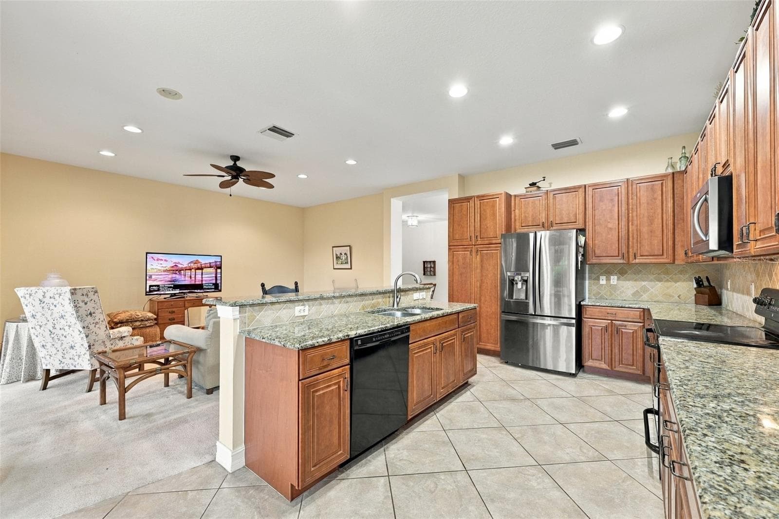Single Family Residence at 5014 SANDY BROOK CIR, WIMAUMA, photo 19 of 84