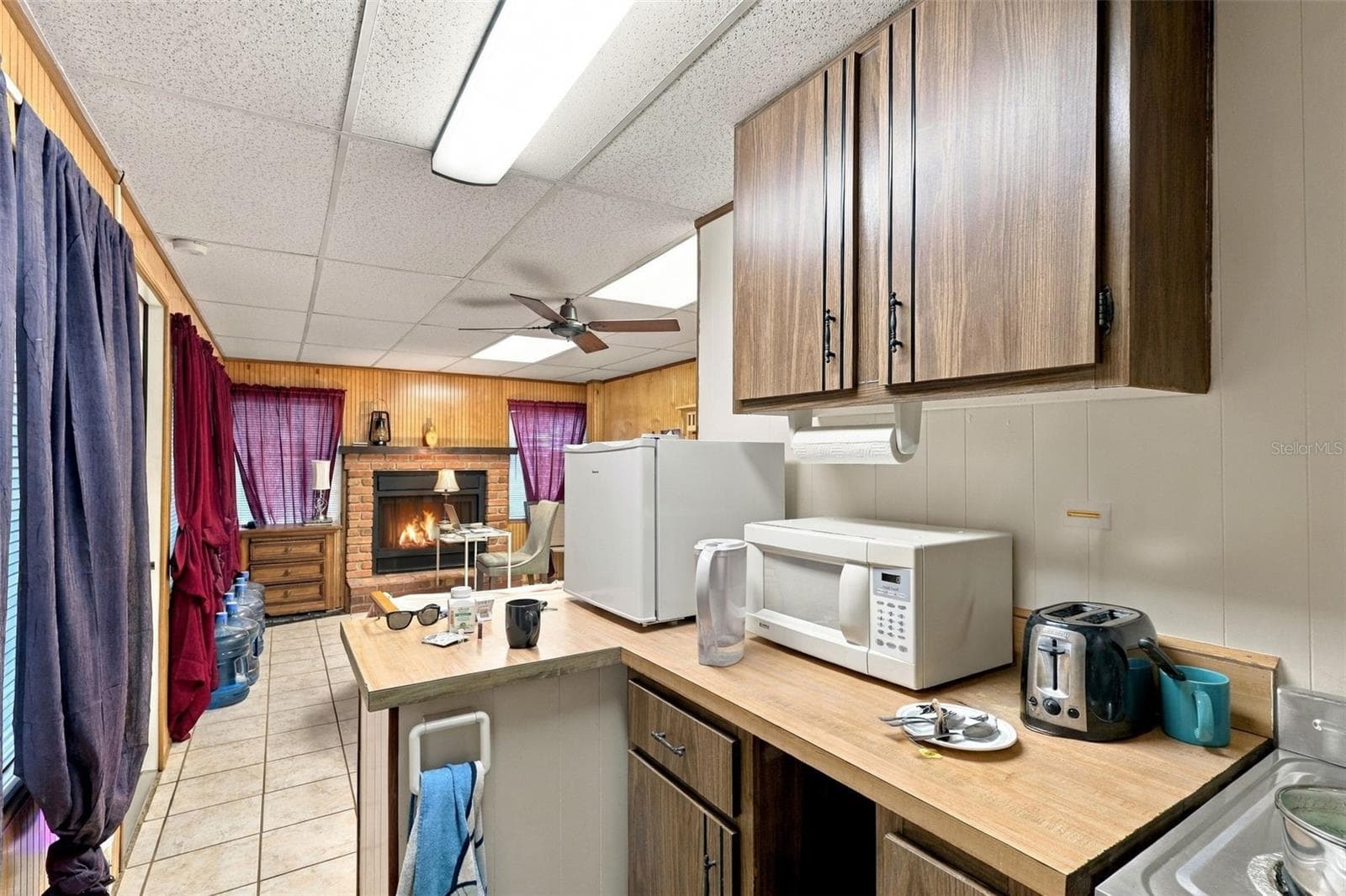 EFFICENCY - 235 N SANS SOUCI AVE, DELAND