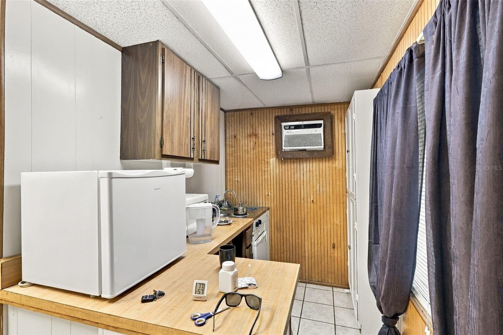 EFFICENCY - 235 N SANS SOUCI AVE, DELAND