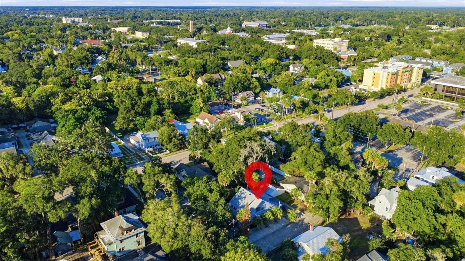 NEIGHBORHOOD OVERVIEW - 235 N SANS SOUCI AVE, DELAND