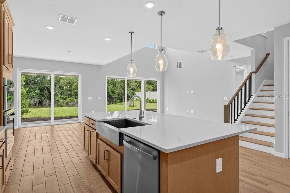 7801 Centaurus Way ~ Ready Now - 7801 CENTAURUS WAY, SARASOTA