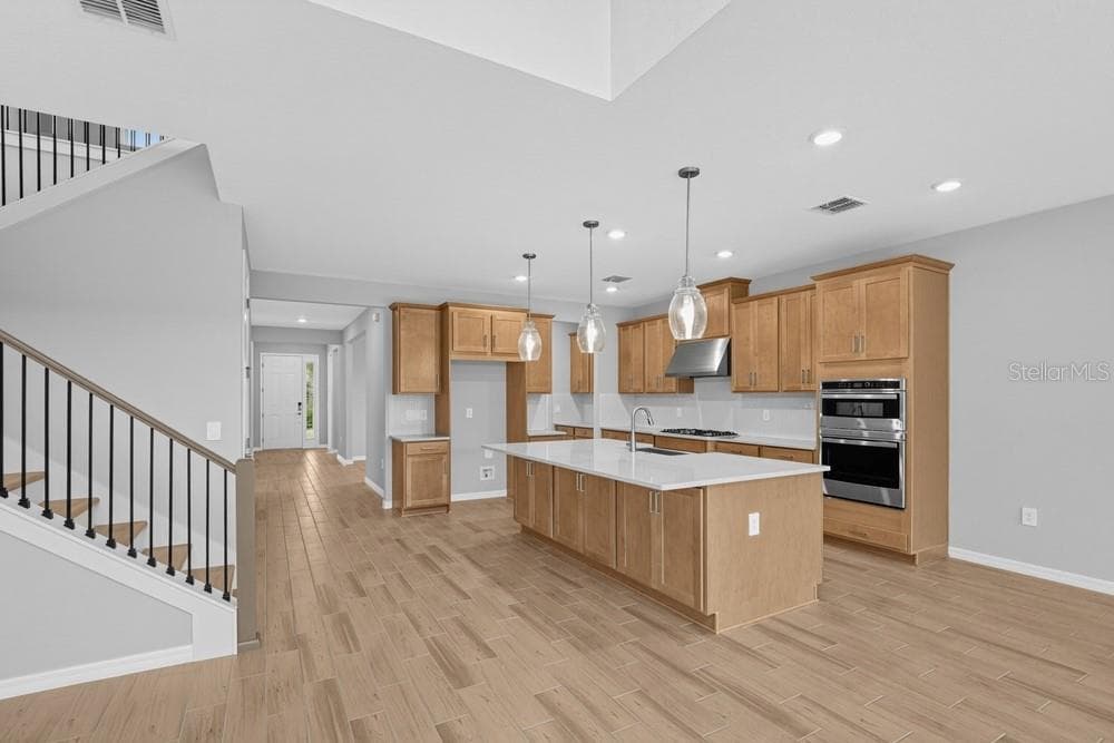 7801 Centaurus Way ~ Ready Now - 7801 CENTAURUS WAY, SARASOTA