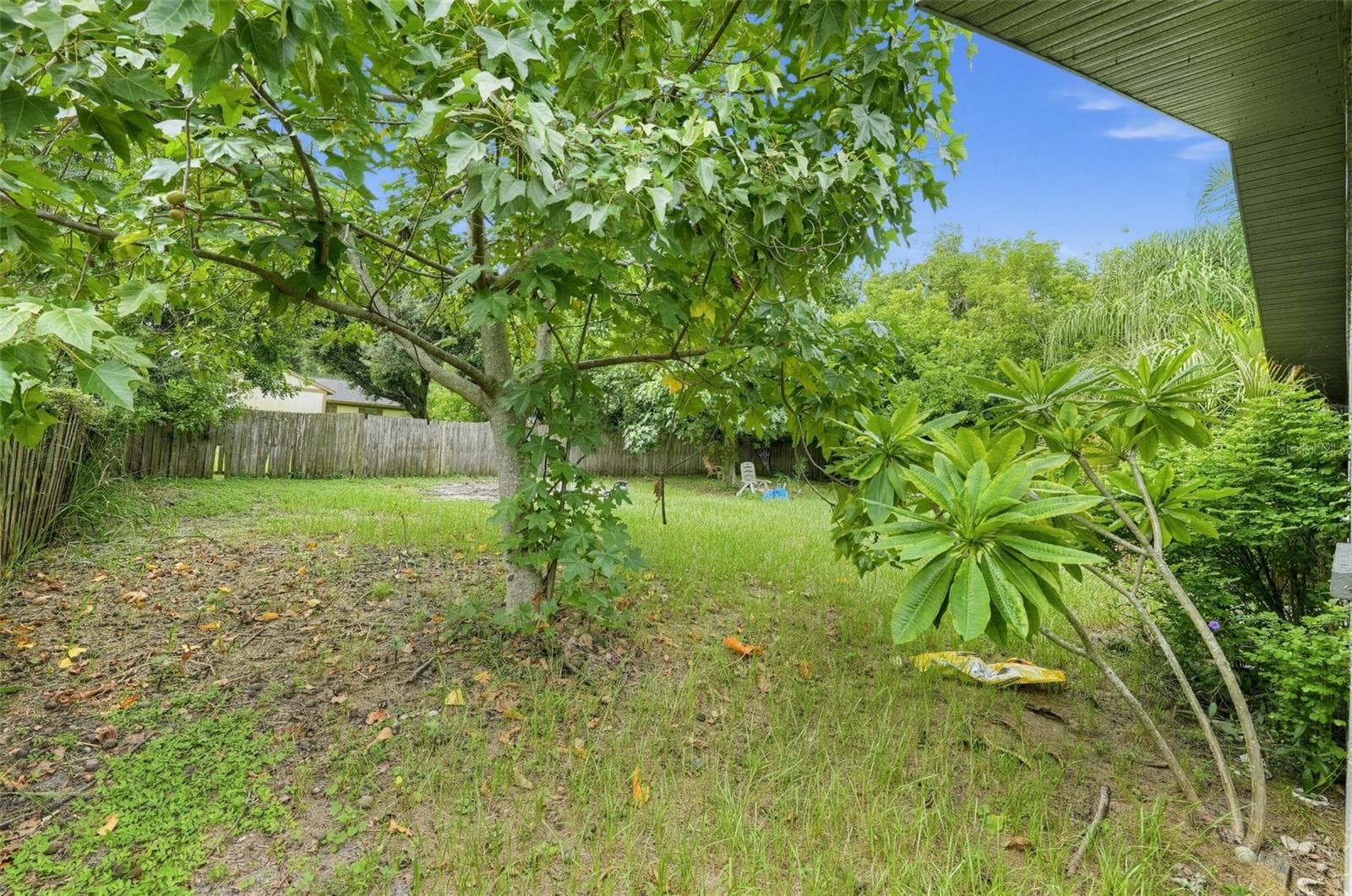 Single Family Residence at 2219 11TH AVE W, BRADENTON, photo 6 of 34