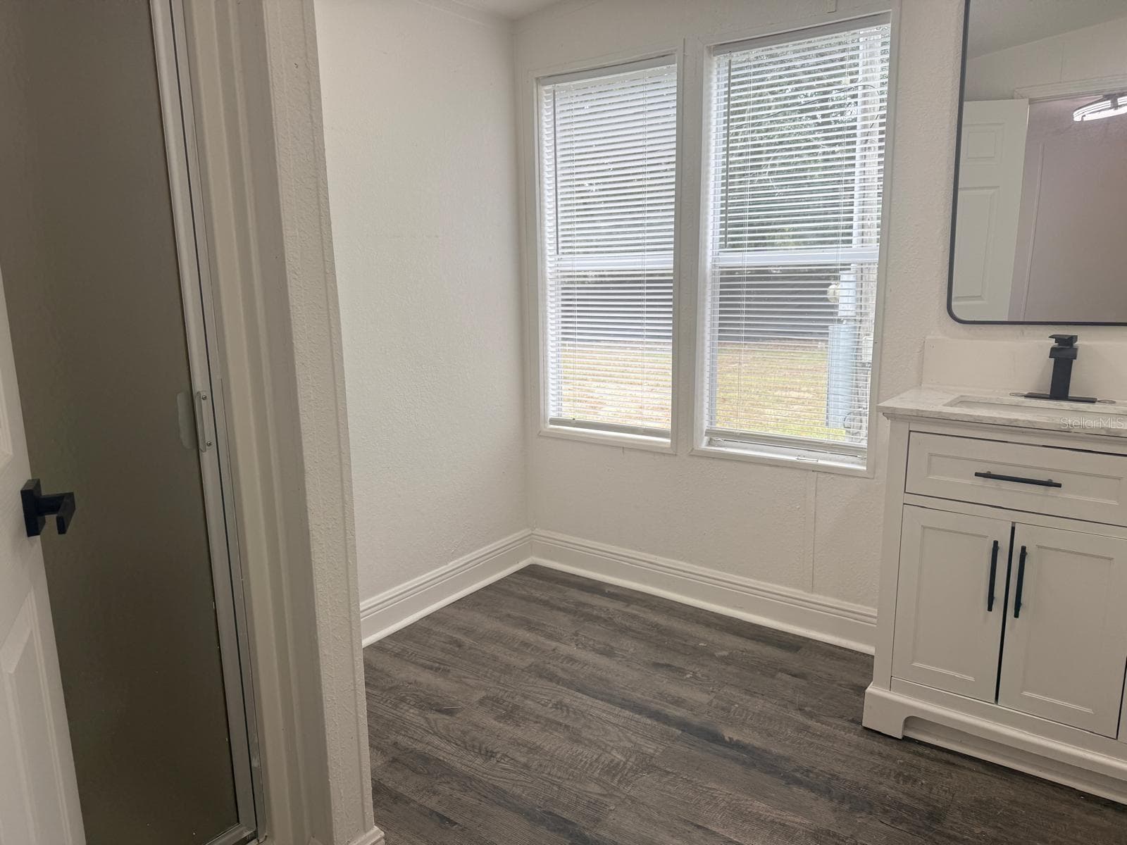 Manufactured Home at 15601 SW 95TH AVE, DUNNELLON, photo 16 of 25