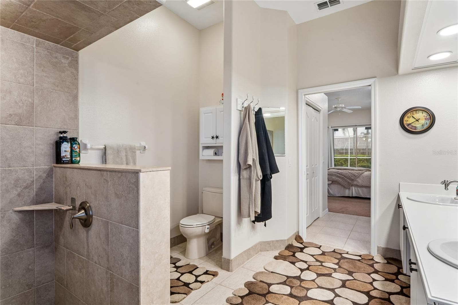 Single Family Residence at 3430 ROSEBAY CT, SPRING HILL, photo 39 of 93