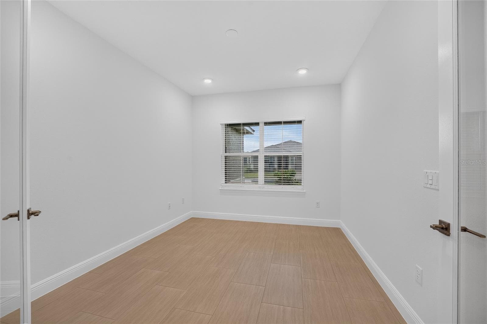 Single Family Residence at 10408 SW 106TH CT, OCALA, photo 11 of 53