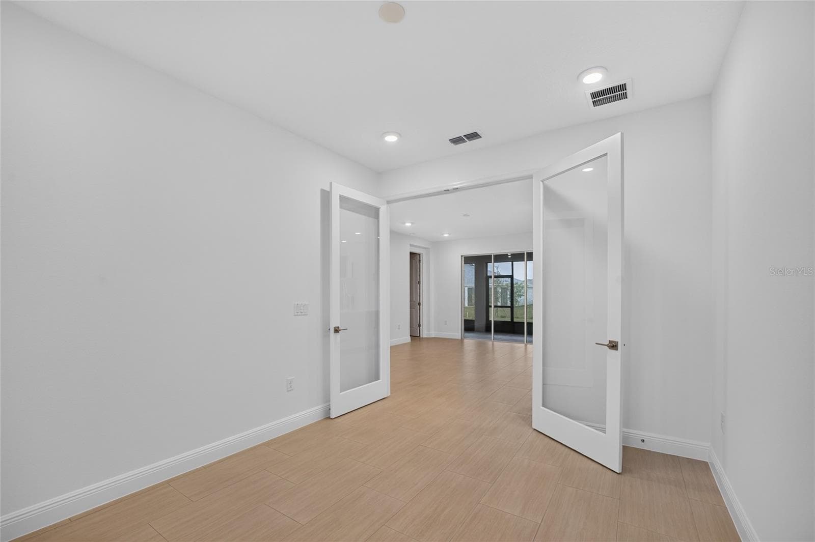 Single Family Residence at 10408 SW 106TH CT, OCALA, photo 12 of 53