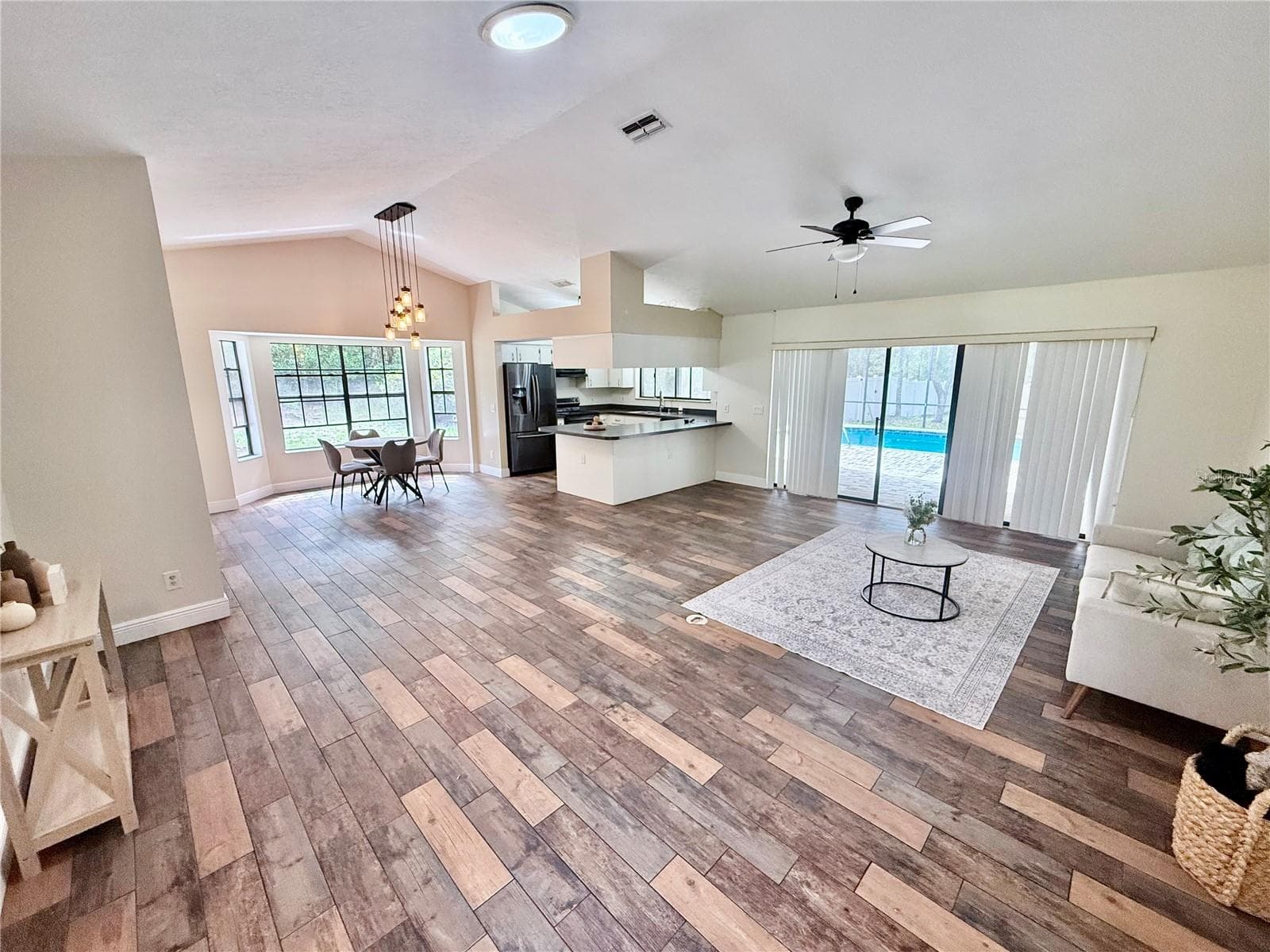 Single Family Residence at 3530 W COGWOOD CIR, BEVERLY HILLS, photo 20 of 69