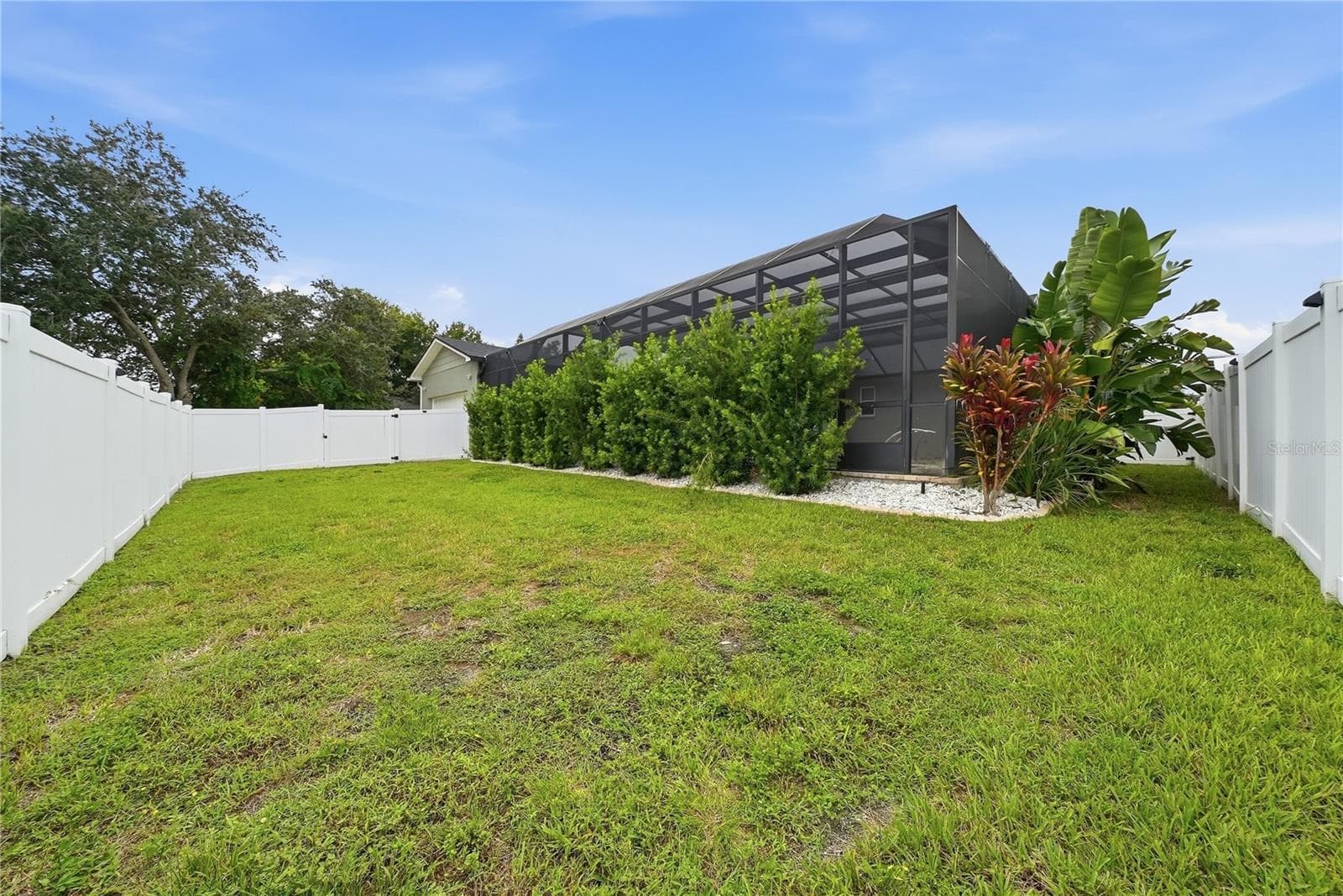 Back of pool area - nice size backyard - 608 4TH ST SW, LARGO