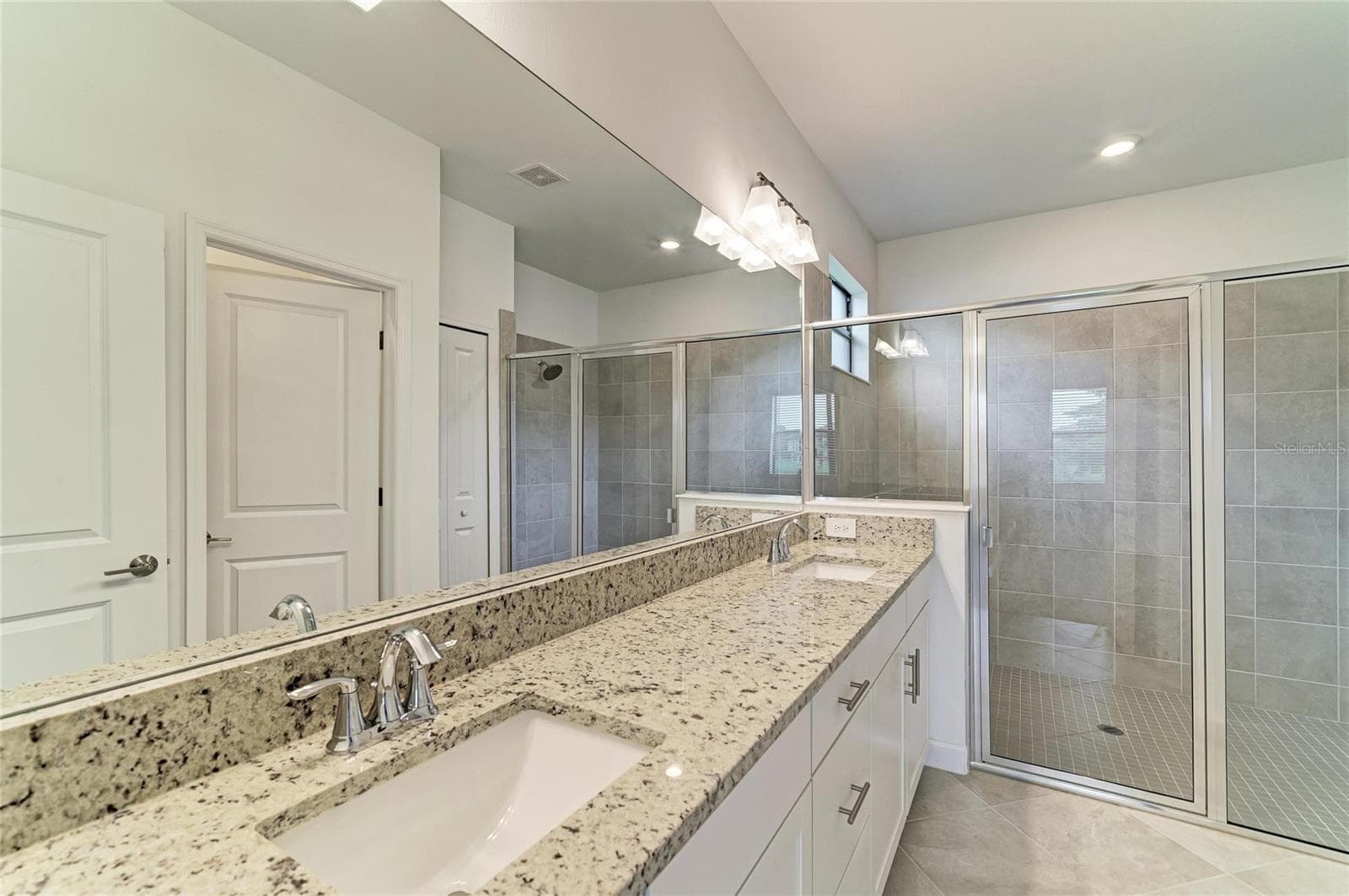 Primary Ensuite Bath - 15332 SERENE SHORES LOOP, BRADENTON
