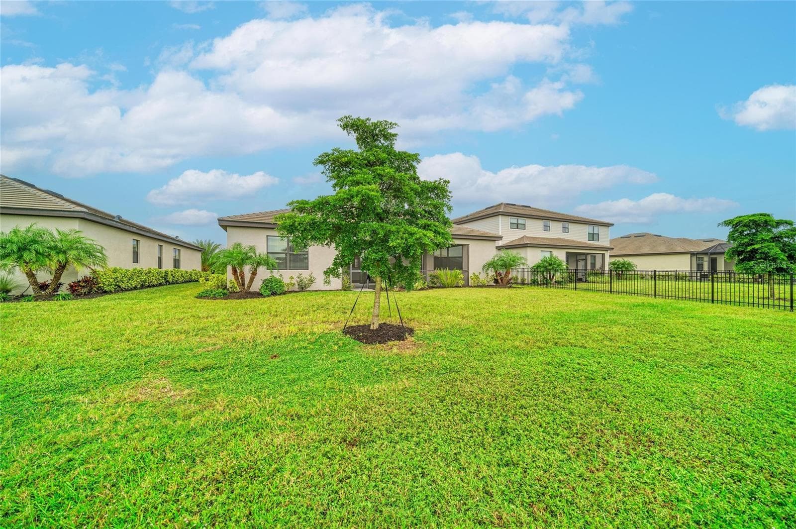 Single Family Residence at 15332 SERENE SHORES LOOP, BRADENTON, photo 49 of 74
