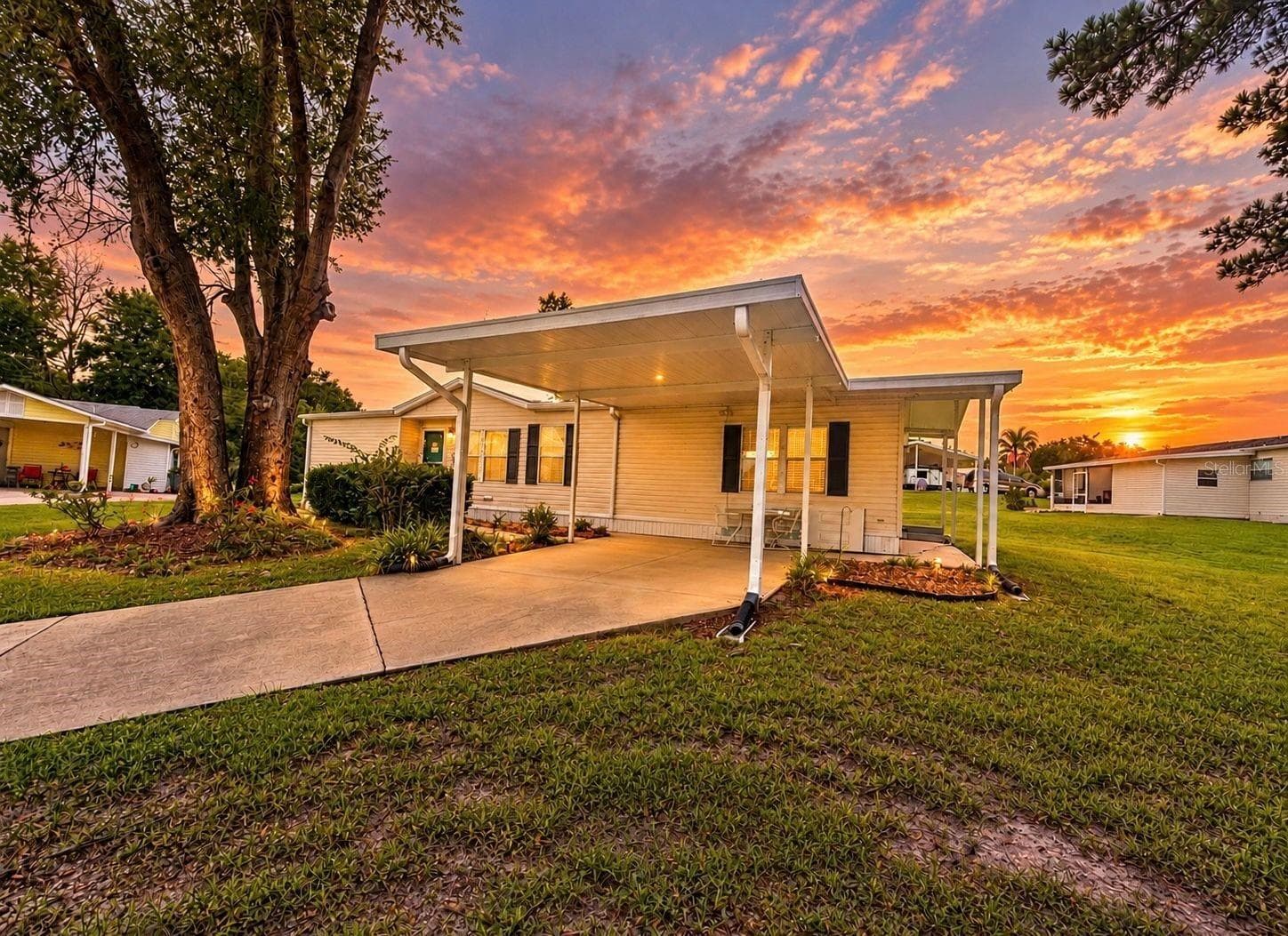 543 SW 79TH TER