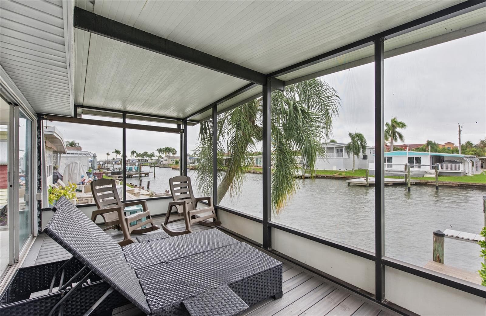 Waterfront Screen Room - 18675 US HIGHWAY 19 N #225, CLEARWATER