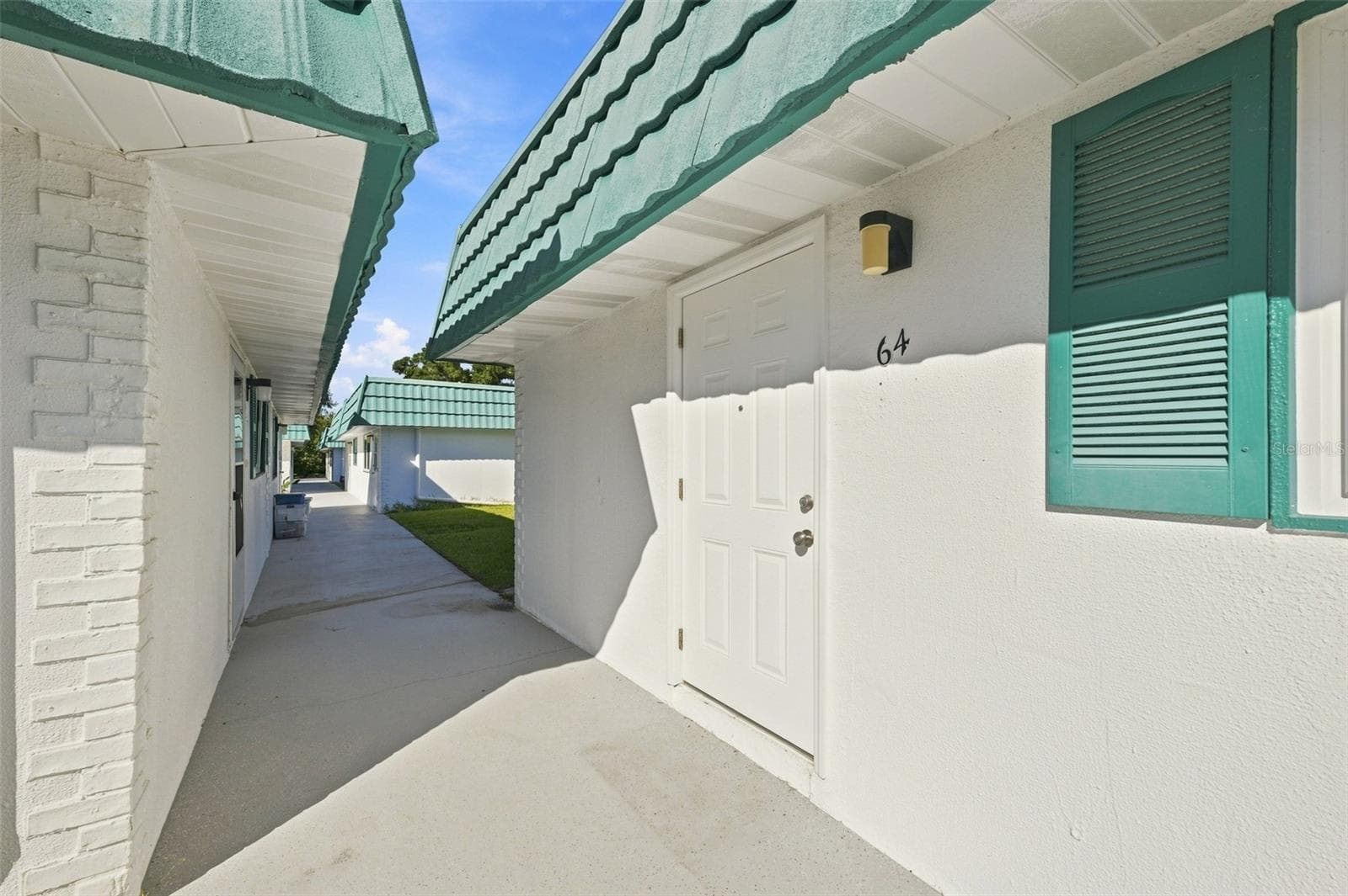 205 KINGS BLVD #64