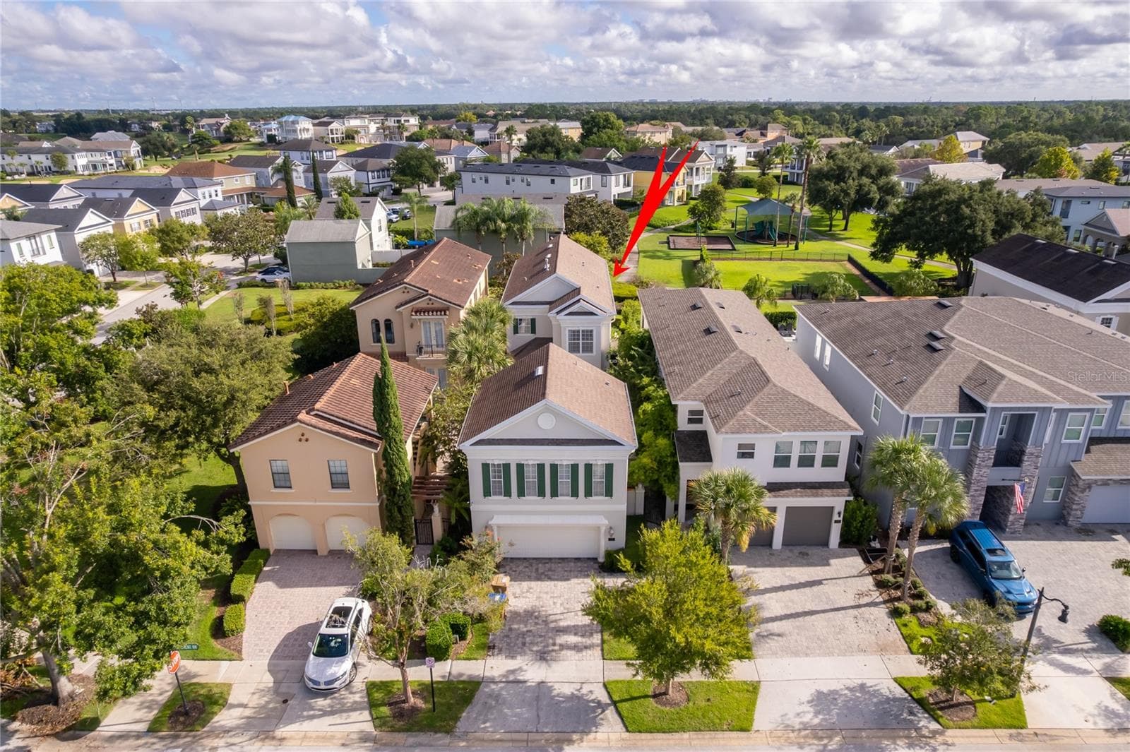 Single Family Residence at 7513 EXCITEMENT DR, KISSIMMEE, photo 2 of 34