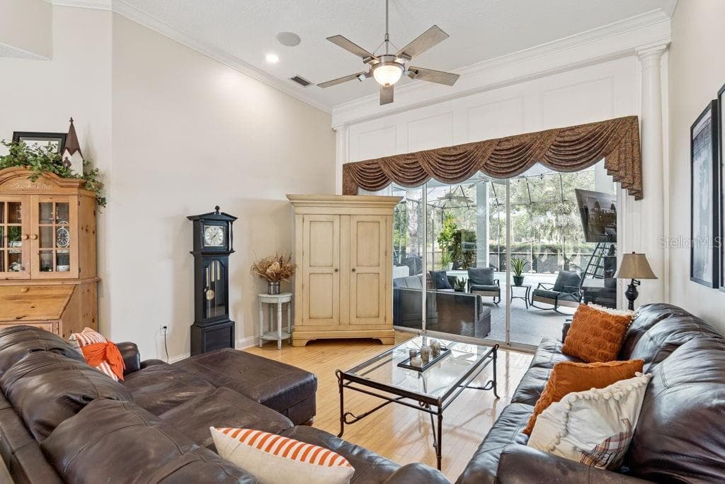 Living Room - 1066 CEASARS CT, MOUNT DORA