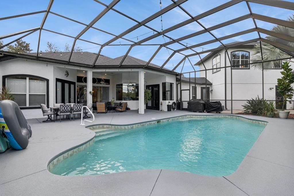 Single Family Residence at 1066 CEASARS CT, MOUNT DORA, photo 32 of 38