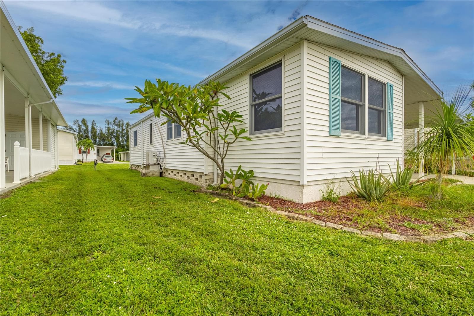 Manufactured Home at 4300 RIVERSIDE DR #152, PUNTA GORDA, photo 2 of 22