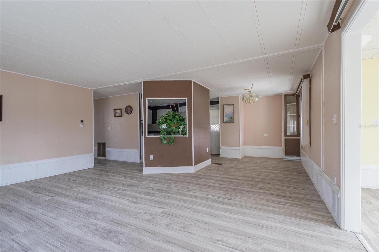 Manufactured Home at 4300 RIVERSIDE DR #152, PUNTA GORDA, photo 11 of 22