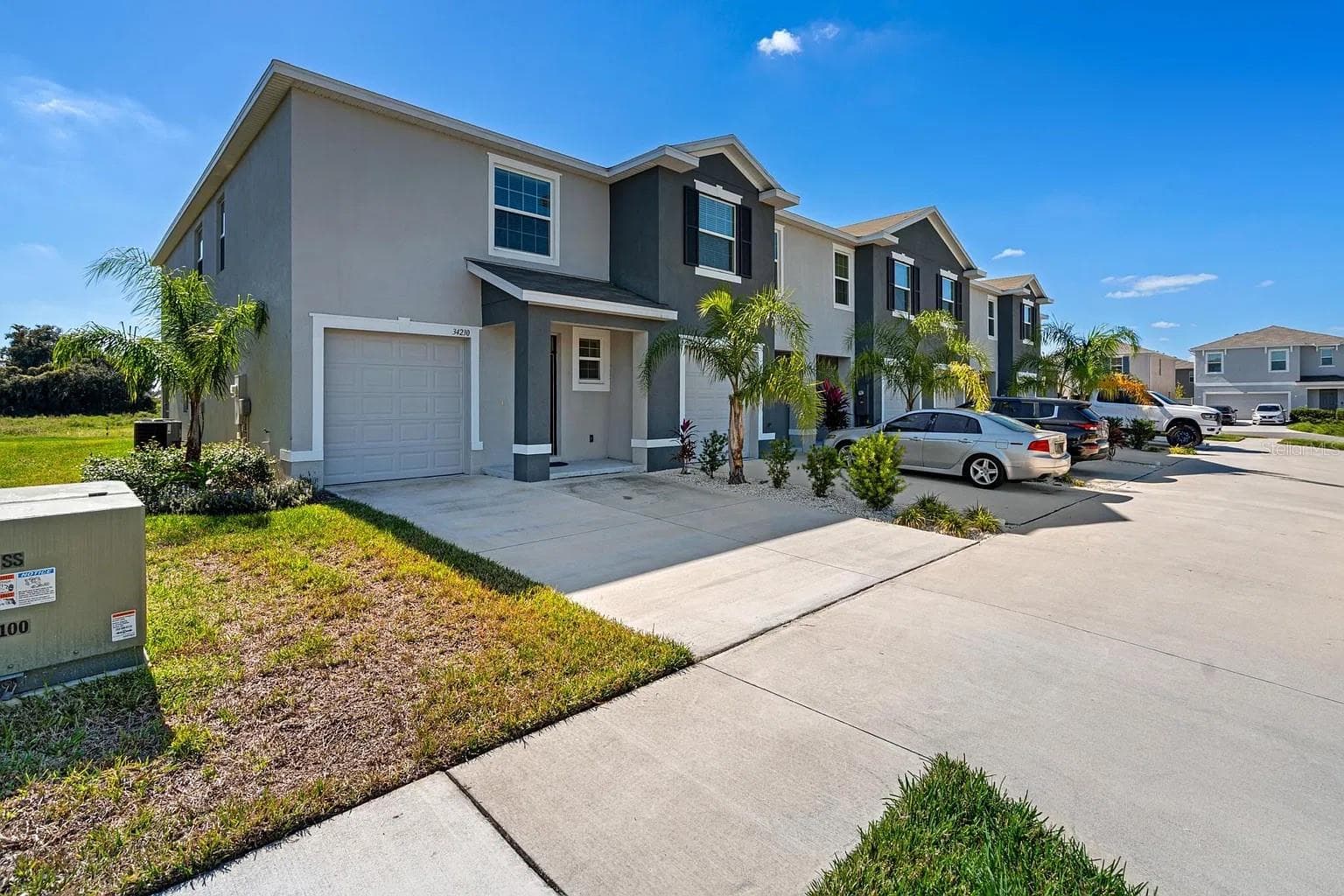 Townhouse at 34230 REDWOOD DAWN LN, WESLEY CHAPEL, photo 3 of 35