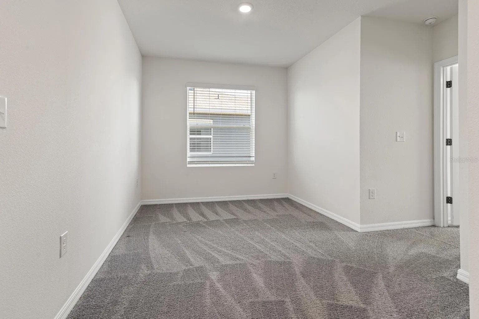 Townhouse at 34230 REDWOOD DAWN LN, WESLEY CHAPEL, photo 21 of 35