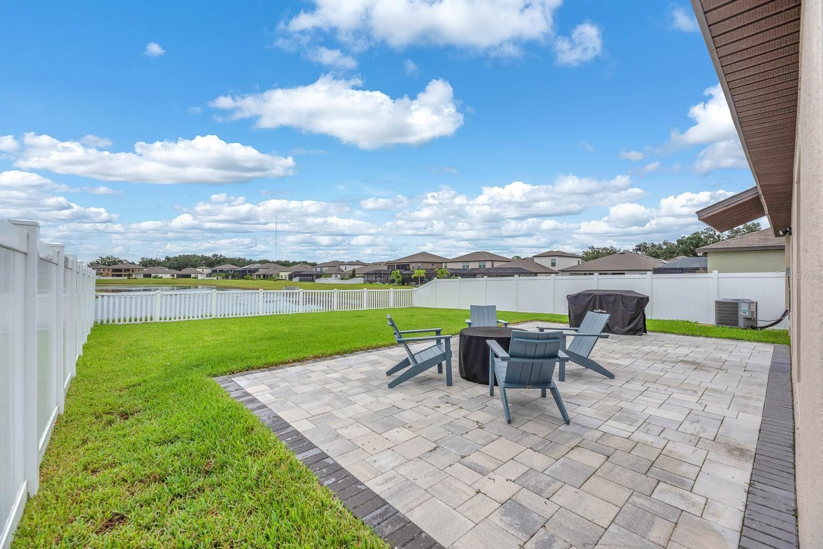 Single Family Residence at 12820 WESTON OAKS LN, RIVERVIEW, photo 5 of 31